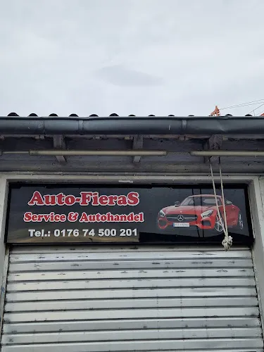 3 - Schiefer’s Garage KFZ Service , PKW und Motorrad -Stellplätze