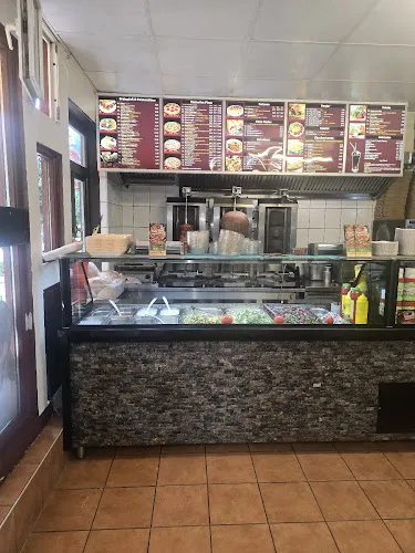 4 - Schnell Grill - Döner und Pizzeria