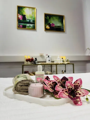 6 - Schönheit bei Lilibet & Blumendekoration Bozorina