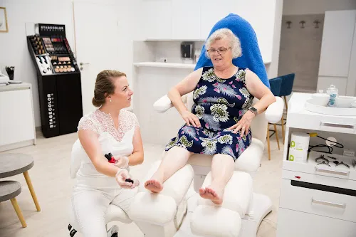 3 - Schönheitsfee Andrea Pittler