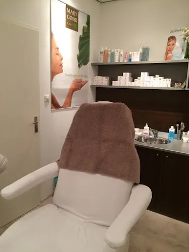 6 - Schoonheidssalon Ida Betist