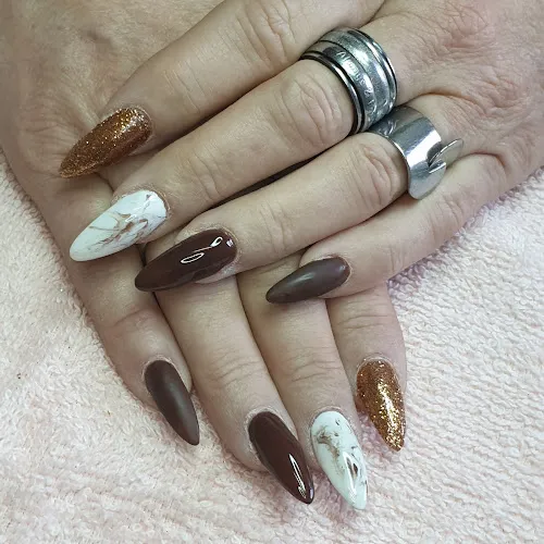 4 - Schoonheidssalon Monique