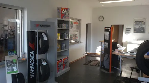 1 - Schraders Reifenhandel