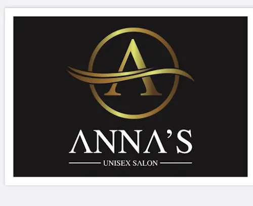 6 - Scissor Hands Hairsalon