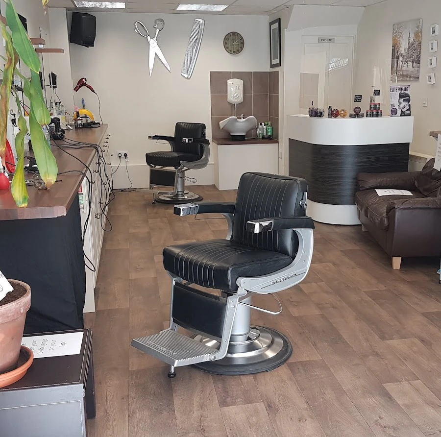 1 - Scissor Sisters Barbershop / Gentlemens Hairdresser