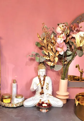 2 - Sebastian Moldovan Hair Studio