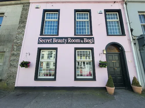 1 - Secret Beauty Room by Bogi