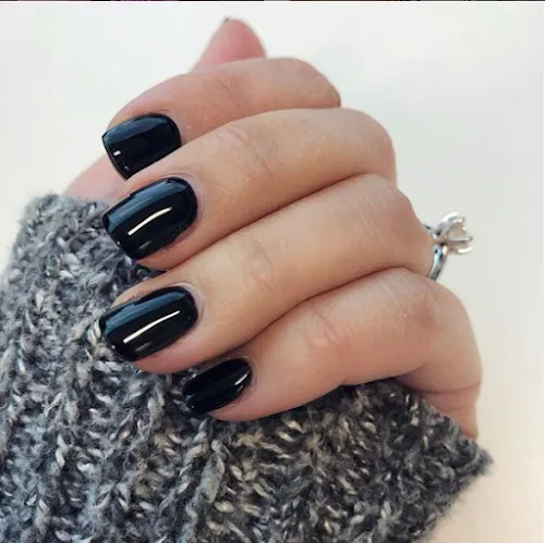 4 - Self Made Salon Studios