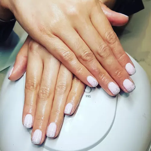 2 - Serenity Beauty Rooms