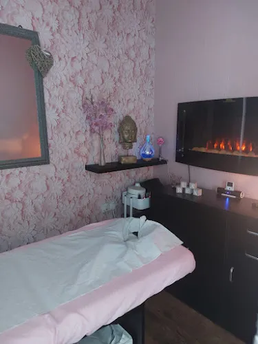 7 - Serenity lounge hair & Beauty