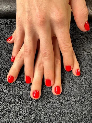 4 - Shaan Beauty Salon