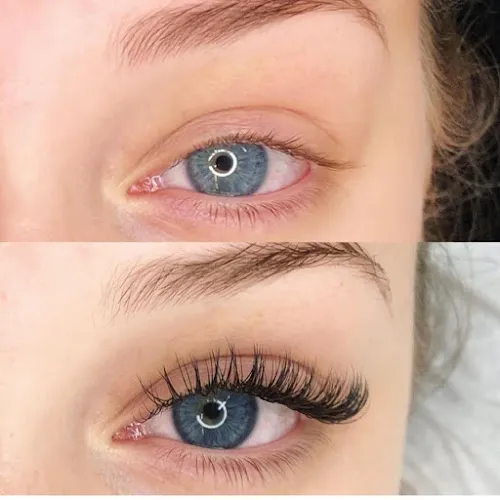 4 - Shashi Beauty Salon