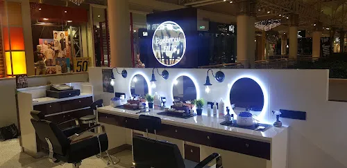 2 - Shashi Beauty Salon