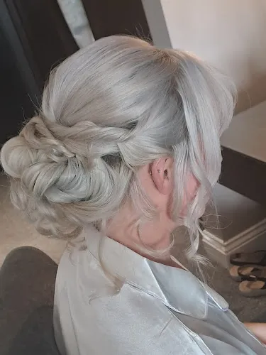 3 - Shaunas Hair & Beauty