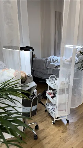 4 - Shery Beauty Center