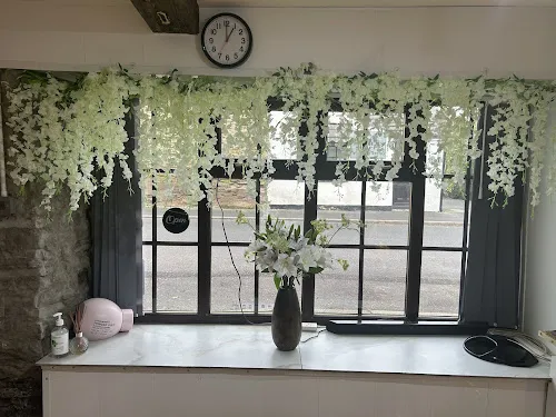 3 - Shine Creative Stylists