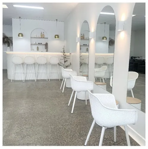 2 - Shine Hair & Beauty