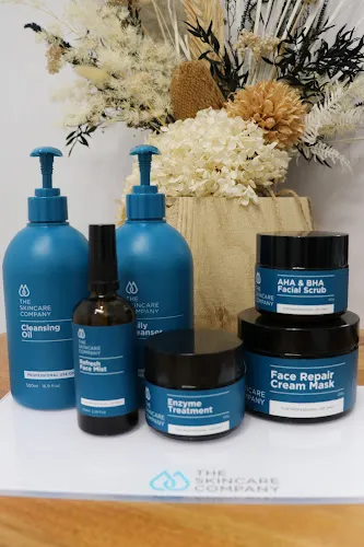 7 - Shiny Hands Nail salon