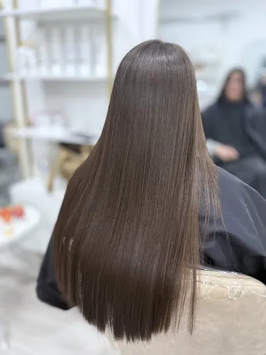 7 - Shree Beauty and Brow Parlour