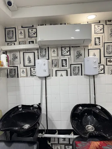 2 - Sir Male Grooming Barbers