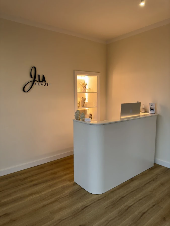 1 - SKIN ROOMS - KOSMETIKSTUDIO