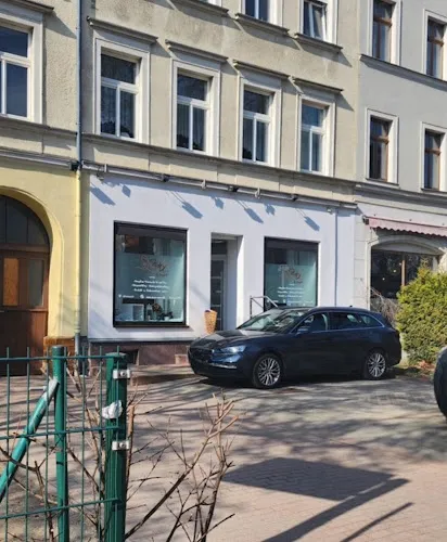 5 - Soft Cosmetic Marina Lutz