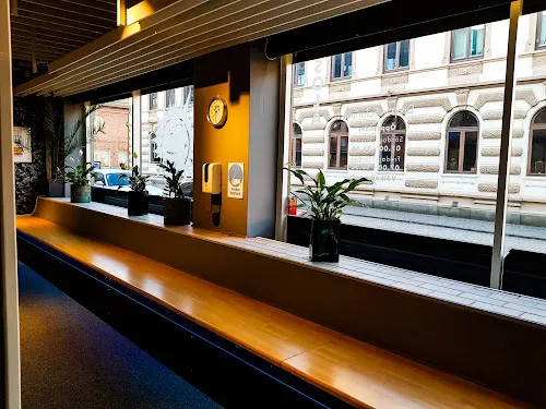 3 - Solsidan Solarium Drop In