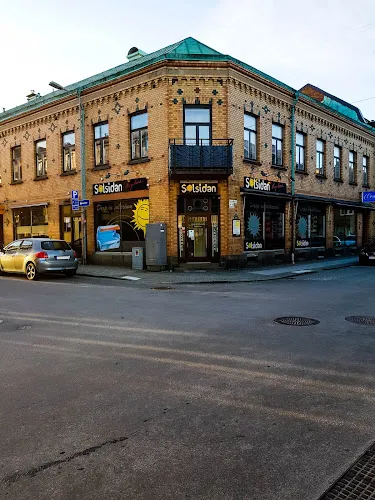 2 - Solsidan Solarium Drop In