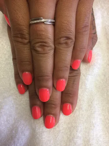 3 - South Hedland Renoir Barber & Hairdresser