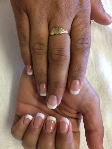 6 - South Hedland Renoir Barber & Hairdresser