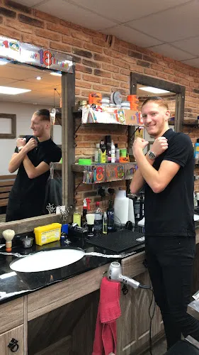 7 - South Woodham Barbers