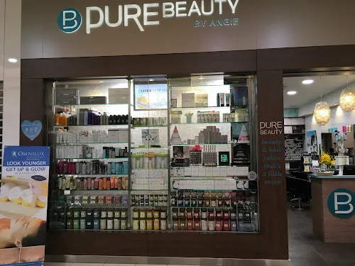 3 - Sparkle nail and beauty