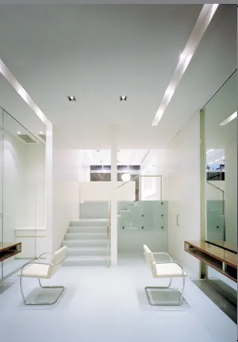 3 - Sparkling Diamond Nail Salon