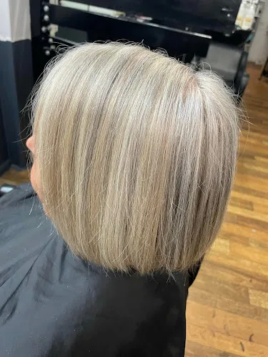 2 - Stags Hairstylist