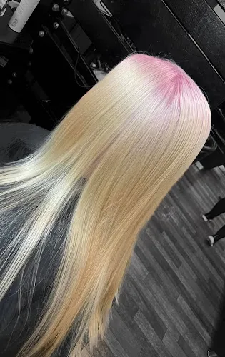 4 - Stags Hairstylist