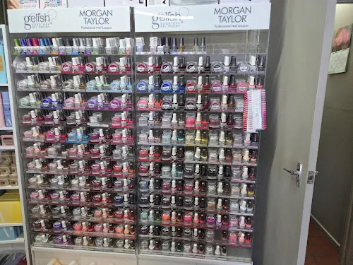 6 - Star Salon Barber