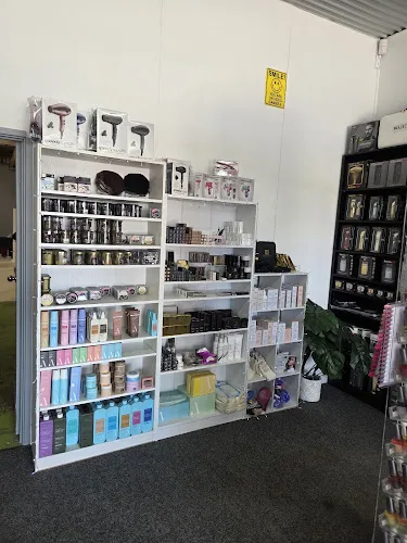 4 - Star Salon Barber