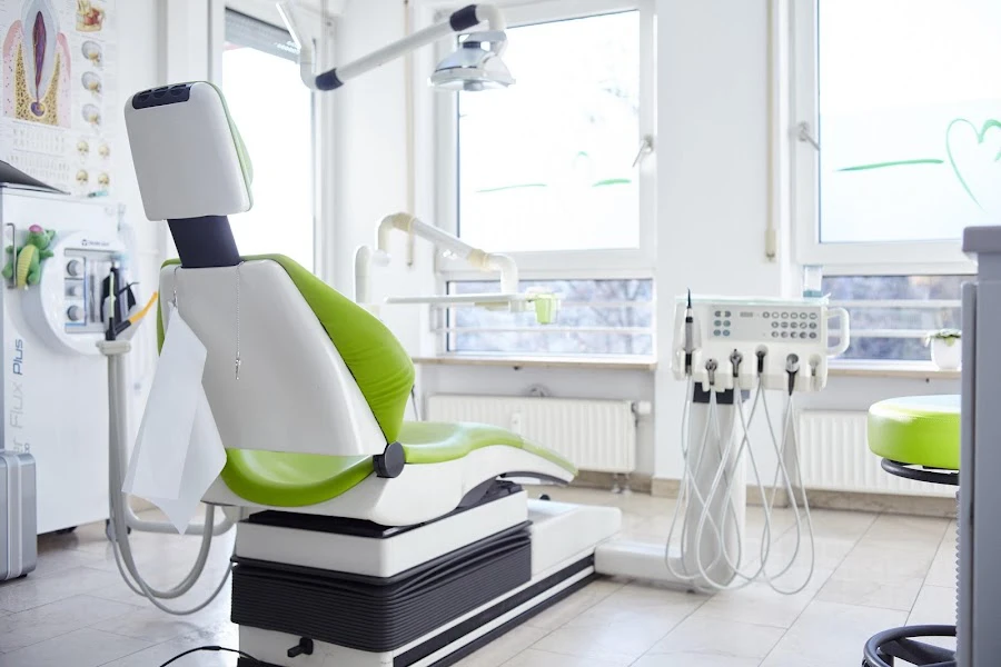 1 - Stephan Baumeister