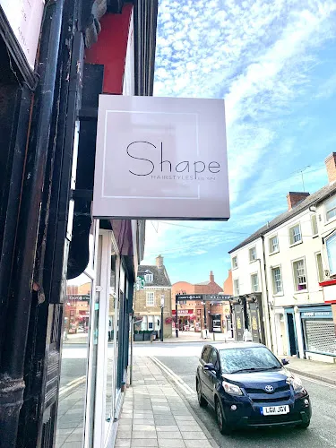 4 - Stephanie Guadagnini Hair Salon