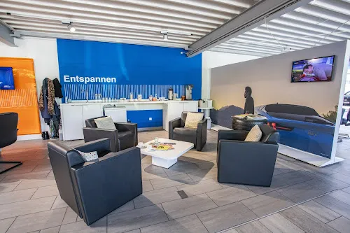 7 - Strauch Automobile