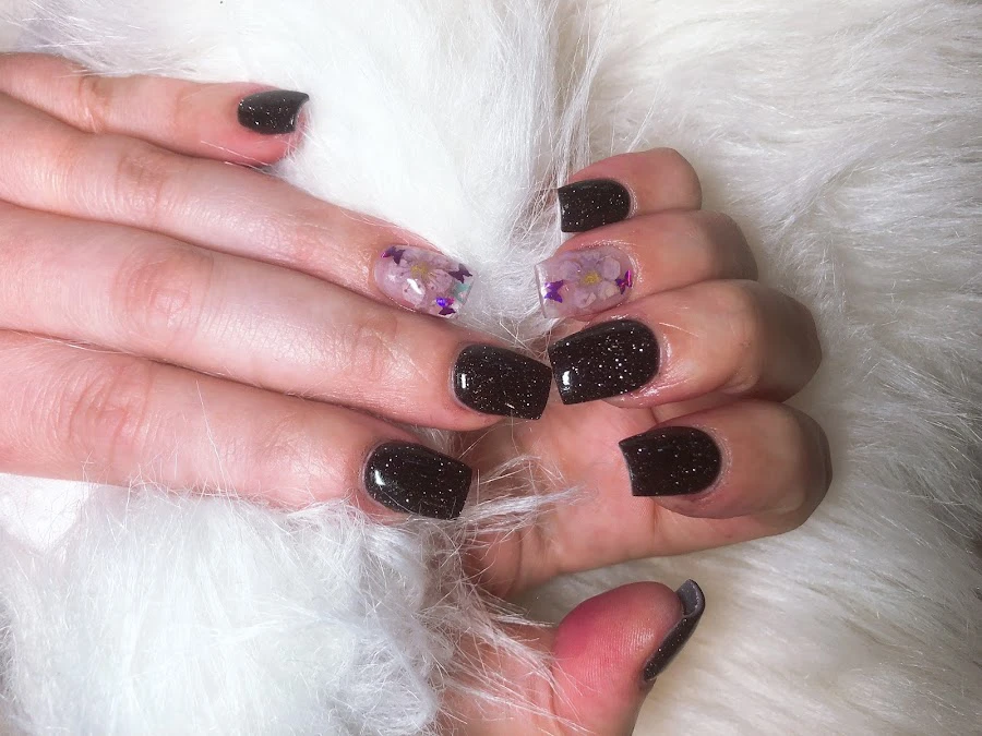 1 - Studio 8 Hair Salon