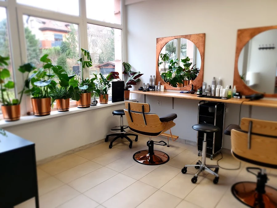 1 - Studio fryzjersko-kosmetyczne Aleksandra Ratajczak