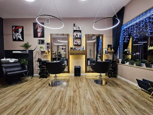 2 - Studio Fryzur Angelika Helka „ Angel Hair”