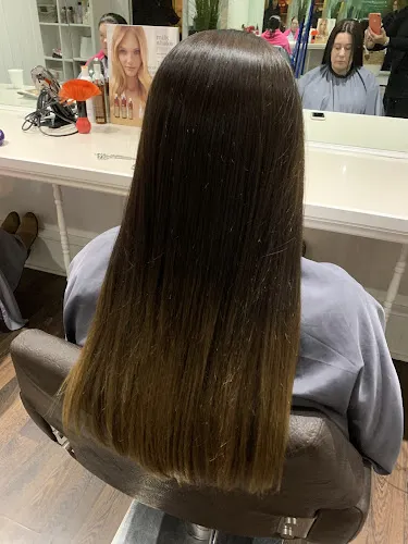 5 - Studio Hair Designs