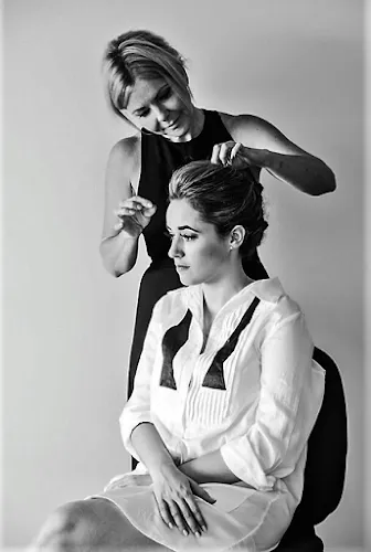 6 - Studio Seventeen Artistry