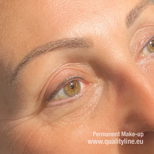 6 - Style House Salon