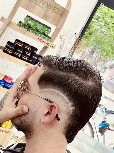 7 - Styles Barbershop friseur
