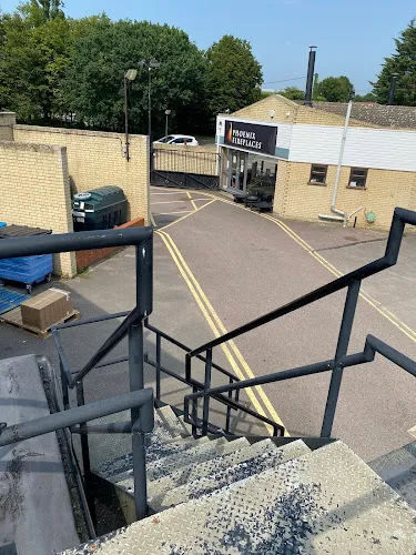 6 - Styles Hair Studio