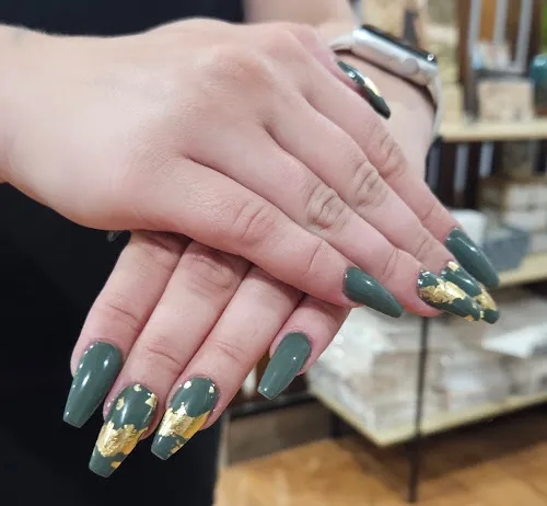 6 - Suburban Hairdressers