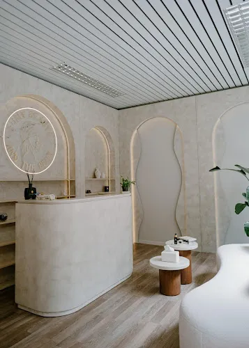 8 - Sümy beauté and the beast